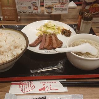 朝の牛タン定食(仙臺 たんや利久 東京駅店)