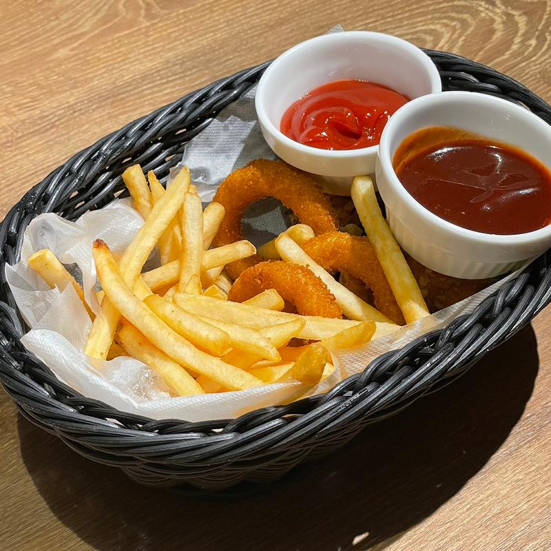 フライバスケット(ベビーフェイスプラネッツ 東区役所前店)