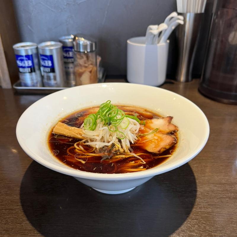 生姜醤油ラーメン　豚バラチャーシュー2枚(凡の風 （ぼんのかぜ）)