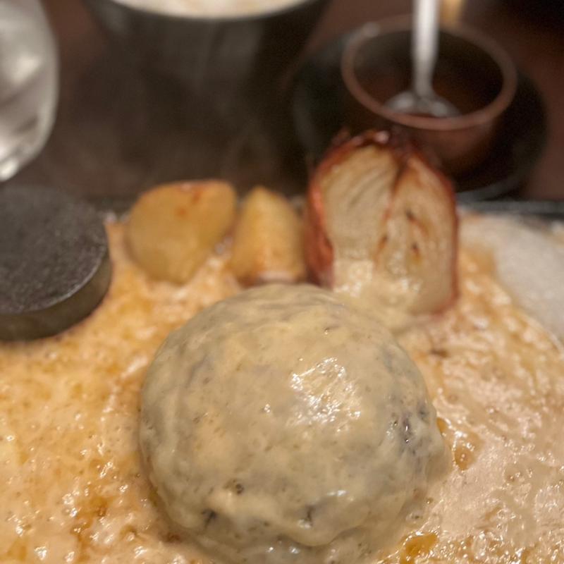 上からたっぷりかけるチーズトッピング(Toshi)