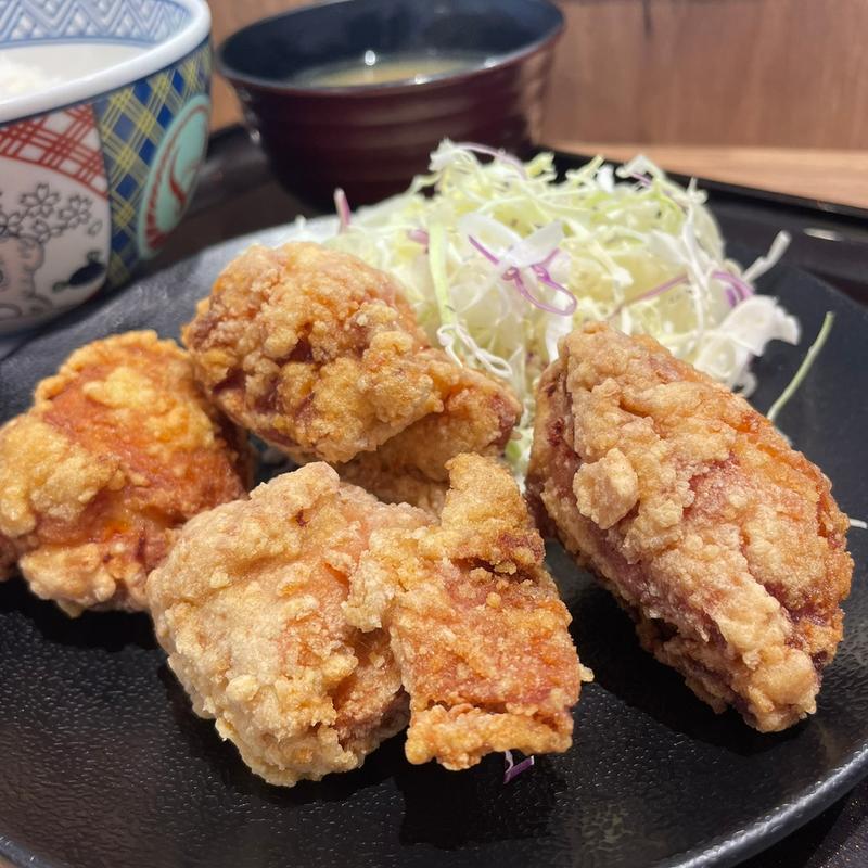 から揚げ定食(吉野家 １６５号線名張店)