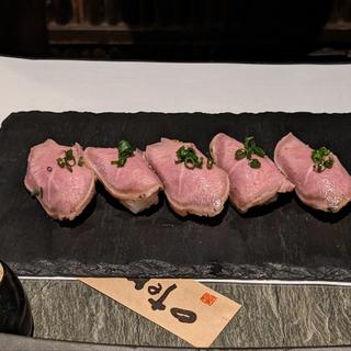肉寿司(黒毛和牛と銀座牛タン専門 くろかわ 横浜本店)