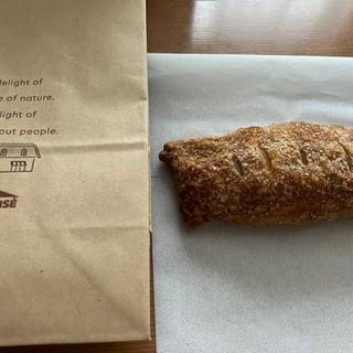 北海道産あんこもちパイ(シャトレーゼ)
