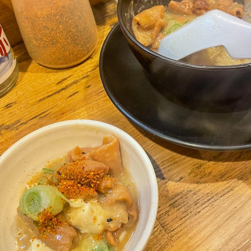 もつ煮込み(埼玉屋)