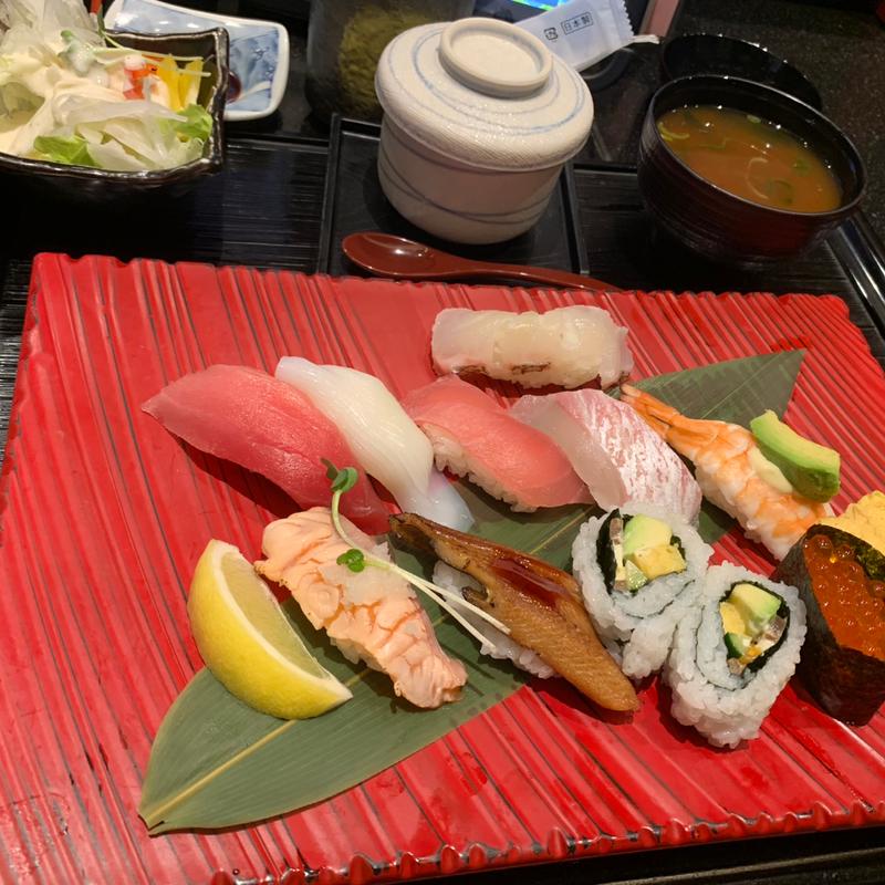 御膳（花ひとひら(にぎり長次郎 守山上志段味店)