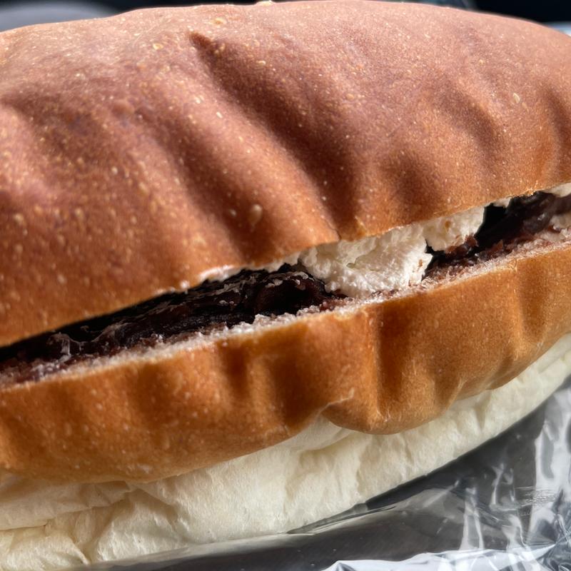 チョコ生クリームコッペパン(ムラヤマベーカリー （ムラヤマ）)