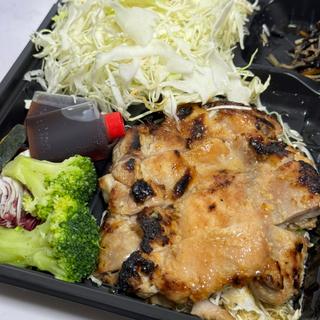 皮なし鶏モモ肉の塩麹焼き弁当(筋肉食堂 渋谷MIYASHITA PARK店)