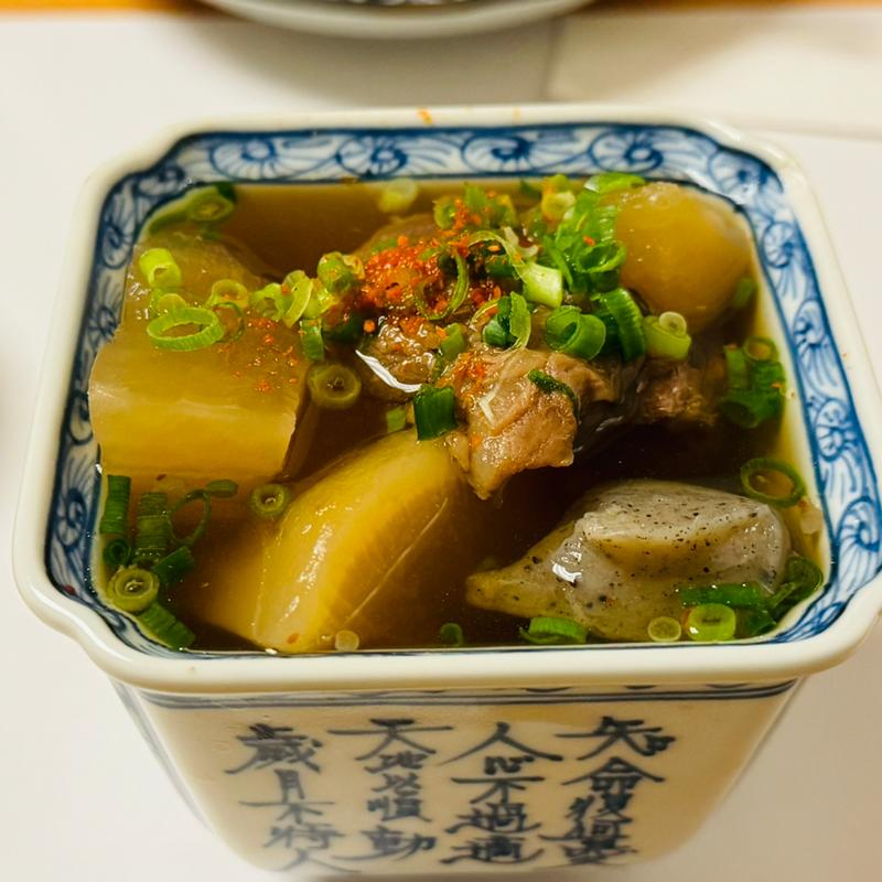 牛すじ煮込み(爺や （じいや）)