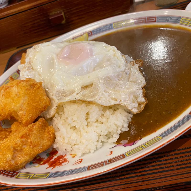 大阪カレー 唐揚げ、目玉焼きトッピング(大阪王将天神新天町店)