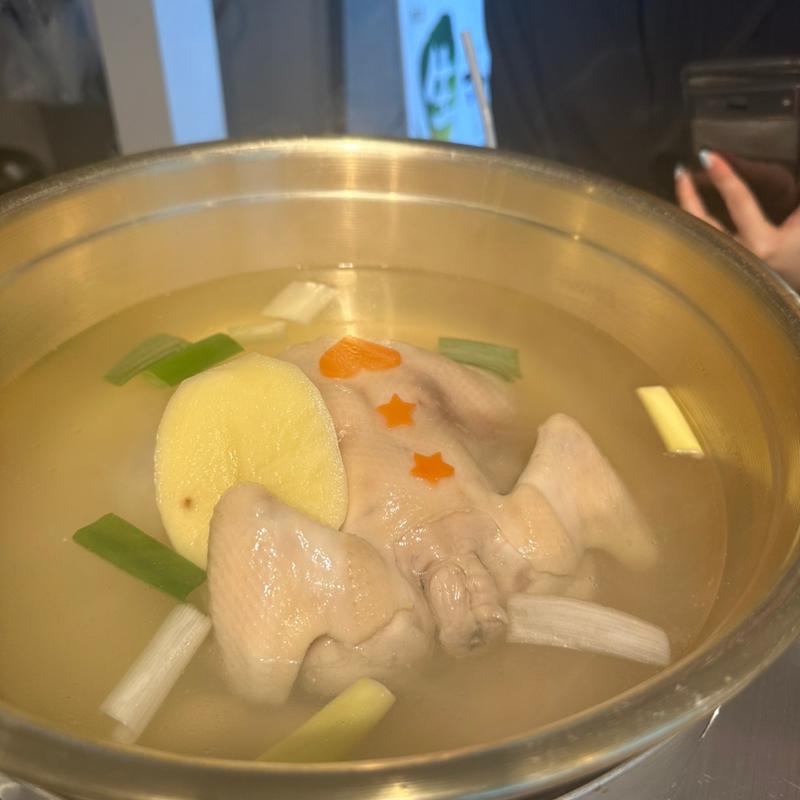 タッカンマリ(明洞タッカンマリ 日本本店(新大久保店))