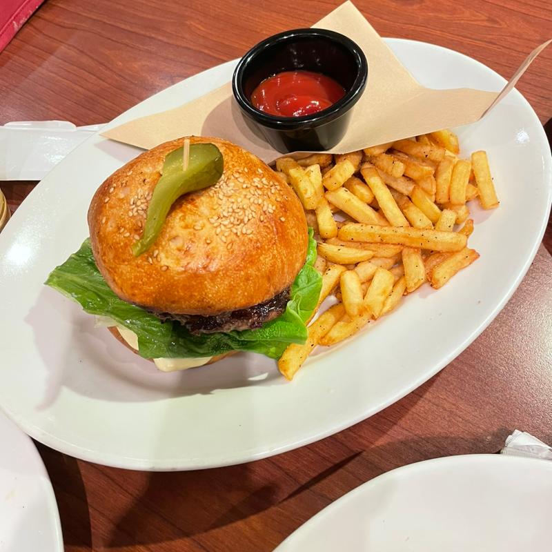 WPアメリカンバーガー(ウルフギャング•パック Express 原宿店)