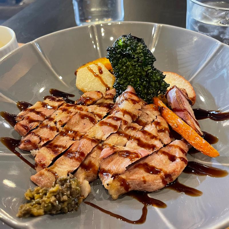 箱根山麓豚のグリル定食(はなまるキッチン)