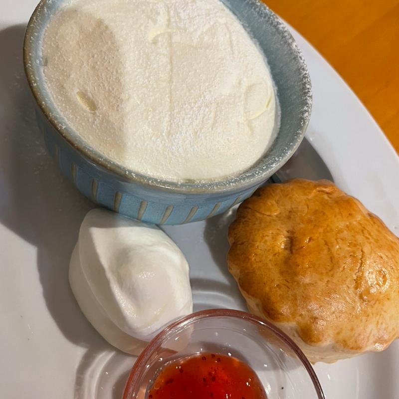 チーズケーキ&スコーン(TEA ROOM YukiUsagi)