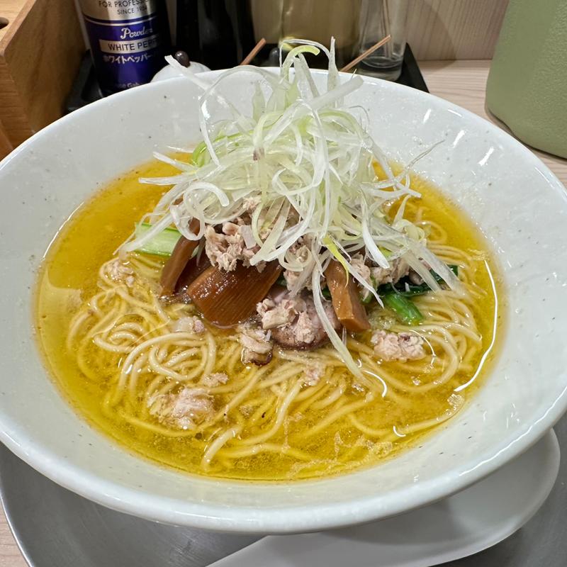 博多地鶏の中華そば塩(ラーメン専科 竹末食堂)
