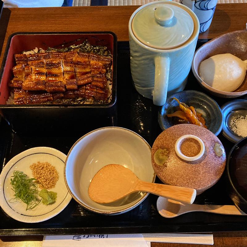 ひつまぶし風あなご重膳 (とうふや )