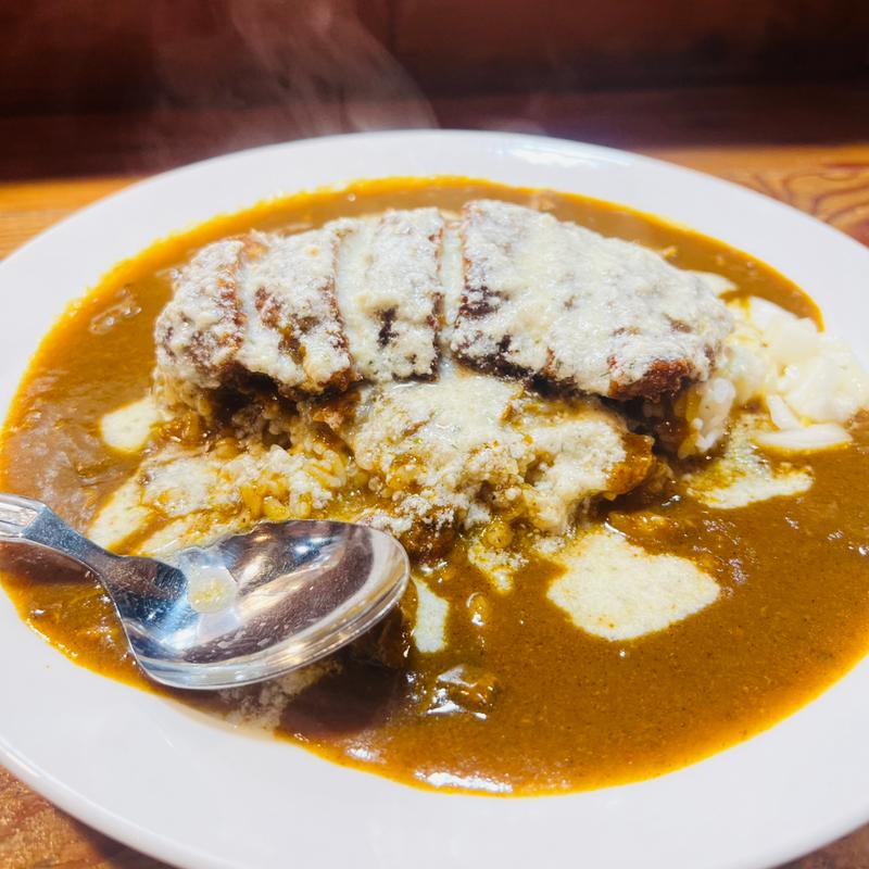 牛挟みカツ和出汁カレーチーズフォンデュソースかけ(さぼてん食堂 )