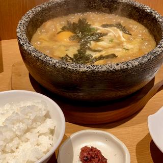 石鍋カレーうどん＋ライスセット(咖喱饂飩たちばな)