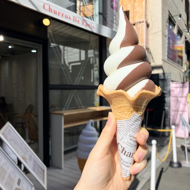 ミックスアイスクリーム（ミルクアンドチョコレート）(churros de paris)