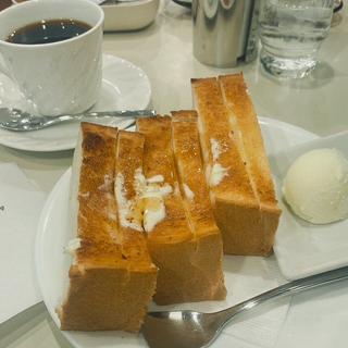 ハニートースト+コーヒー(喫茶室ルノアール 市ヶ谷外堀通り店)