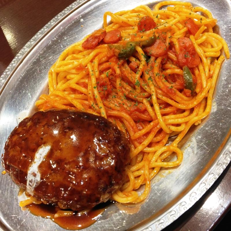 ハンバーグナポリタン(エビアン エスパル店)