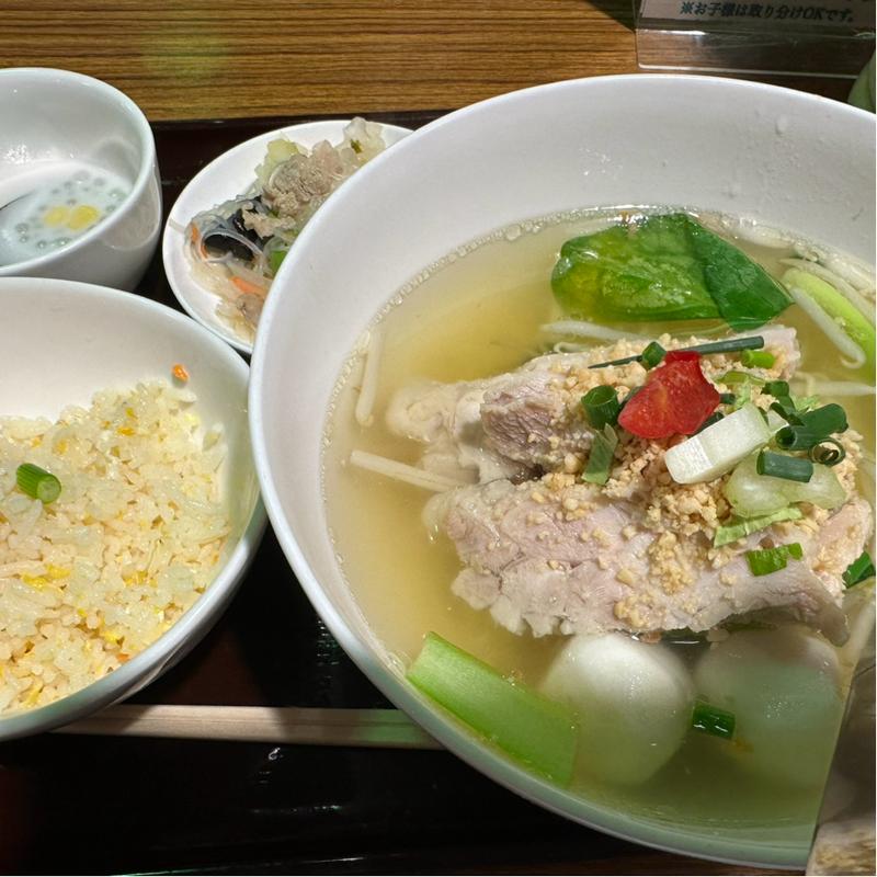 センレック ナーム ガイ セット(ゲウチャイ クイーンズイースト店)