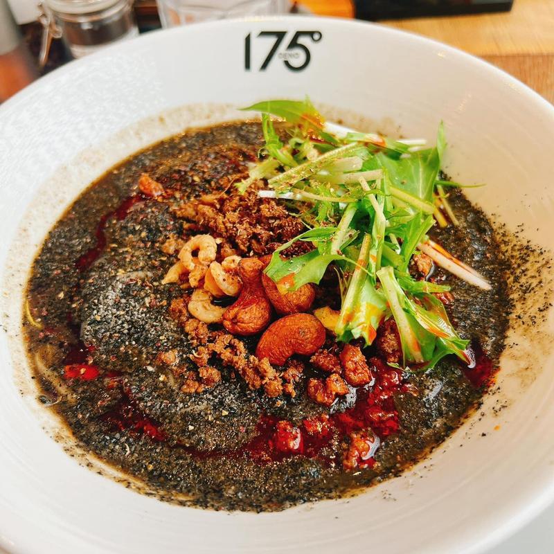 黒ゴマ坦々麺(175°DENO担担麺TOKYO)