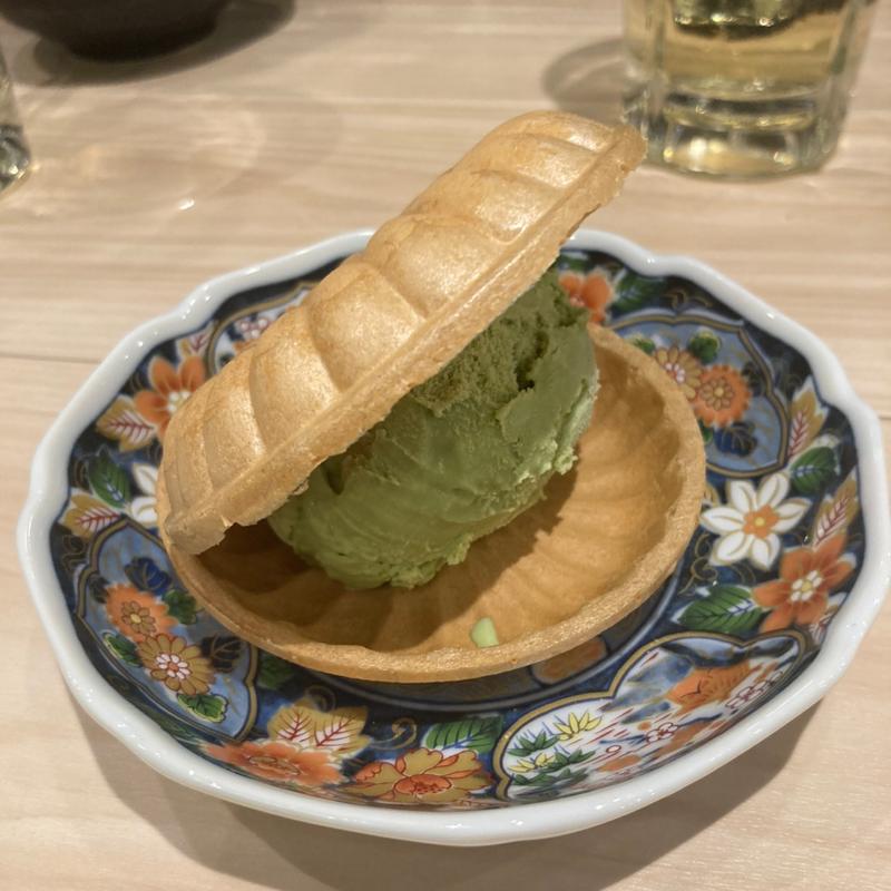 バニラ最中(炉端とおでん 呼炉凪来 天神店)