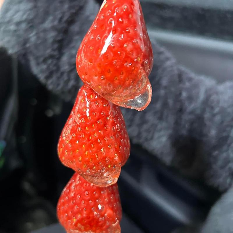 いちご飴(天城わさびの里 （「道の駅」天城越え内）)