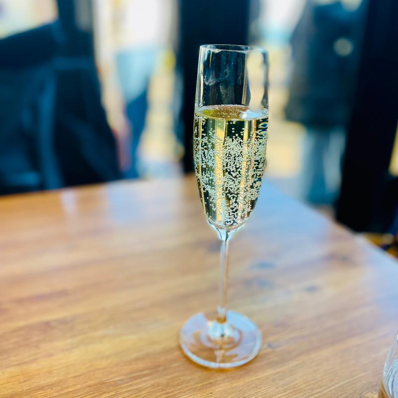 スパークリングワイン(一夜城ヨロイヅカファーム)