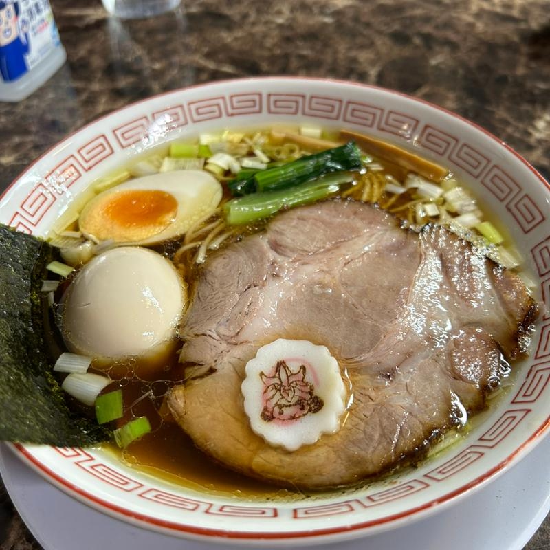 (自家製麺 ら～めん かり屋)