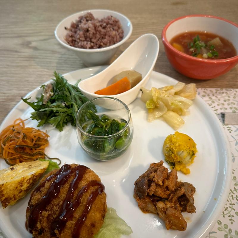 おばんざいランチ メンチカツ(AGRI （アグリ）)