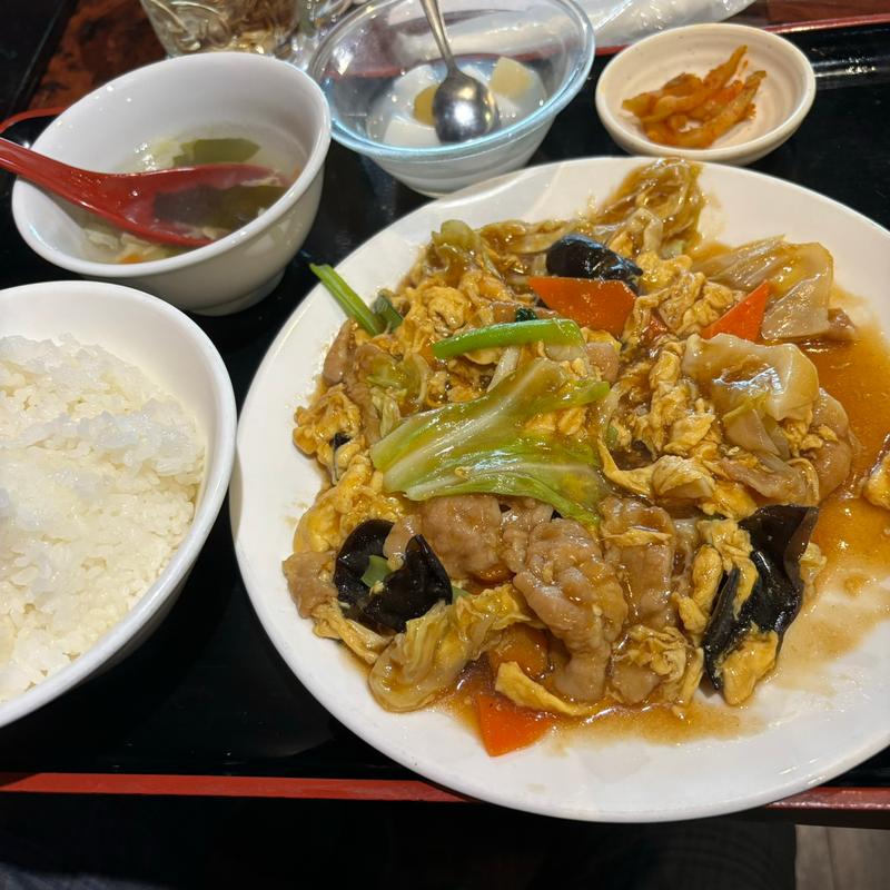 豚肉とキクラゲの玉子炒め定食(135酒場 御徒町店 （イサゴサカバ）)