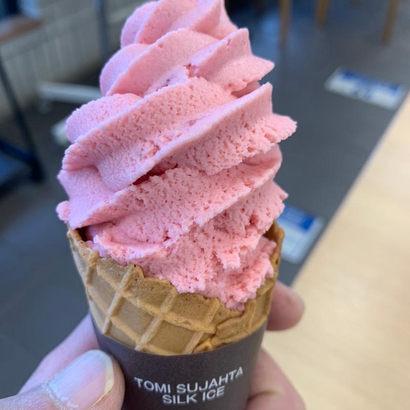 プレミアムあまおういちごソフトクリーム(道の駅　箱根峠 )