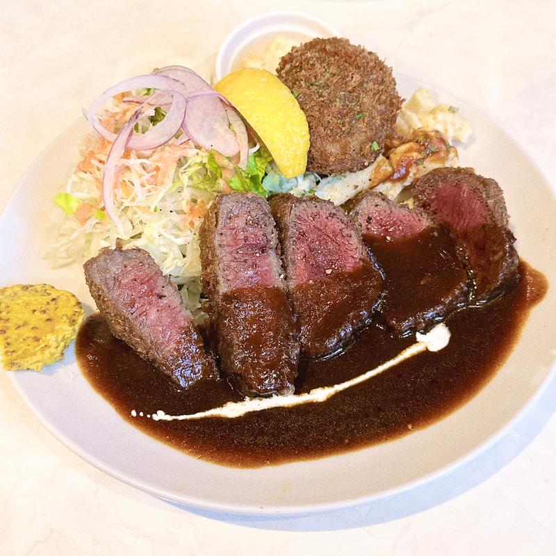 牛ヒレ肉のビフカツ　ホタテフライトッピング(洋食　ジャンボ)