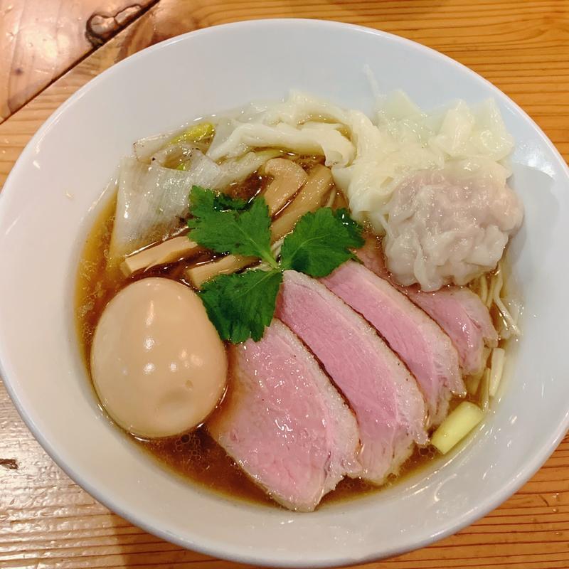 特製鴨だし醤油ラーメン(麺堂にしき 新宿歌舞伎町店)