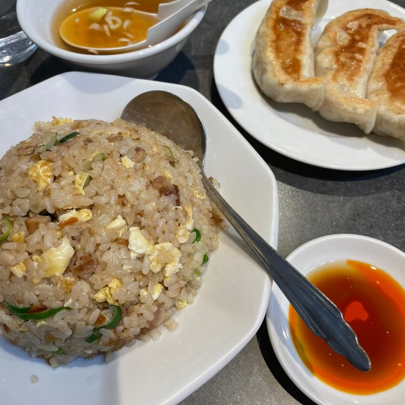 チャーハン　黒豚餃子3個付き(神田餃子屋 本店 （カンダギョウザヤ）)