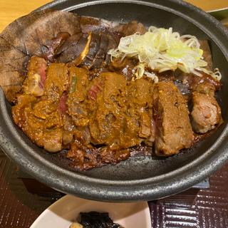 牛肉の朴葉味噌焼定食(レストラン窯人(かまんど))