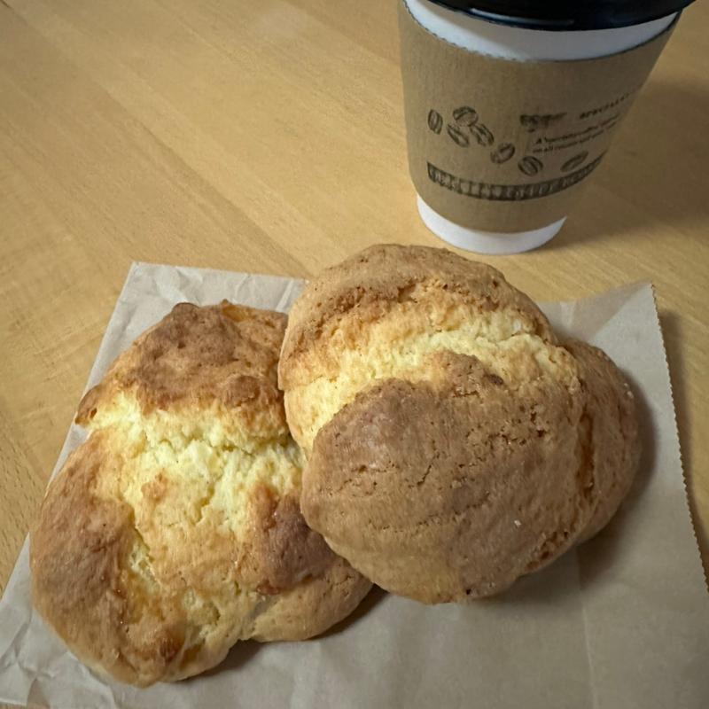 スコーン (いよかん)(プレーン)(オブスキュラ コーヒー ロースターズ 広島袋町 （OBSCURA COFFEE ROASTERS）)