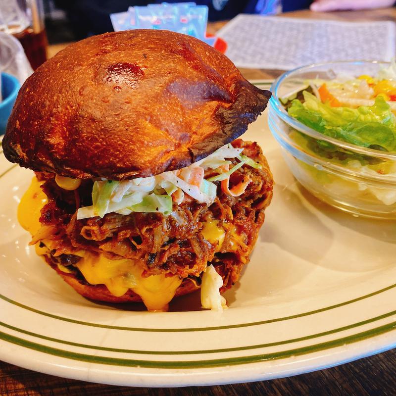 プルドポークスマッシュバーガー(マンチズ バーガー シャック （MUNCH'S BURGER SHACK）)