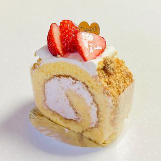 苺のロールケーキ(西洋菓子 おだふじ (大泉学園店))