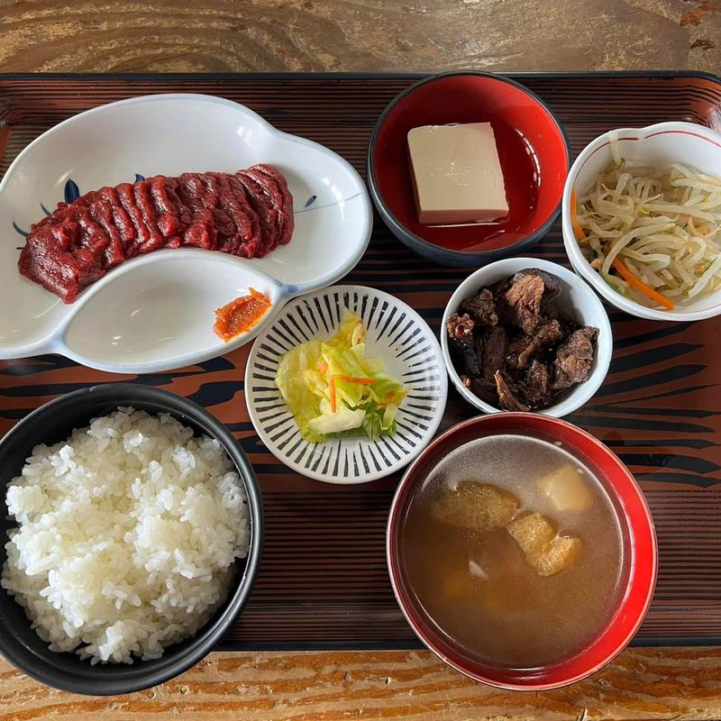 桜さしみ定食(坂下ドライブイン)