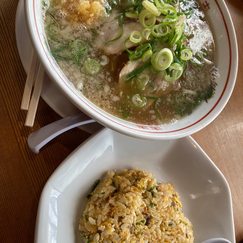 ニンニクラーメンAセット(今昔物語)