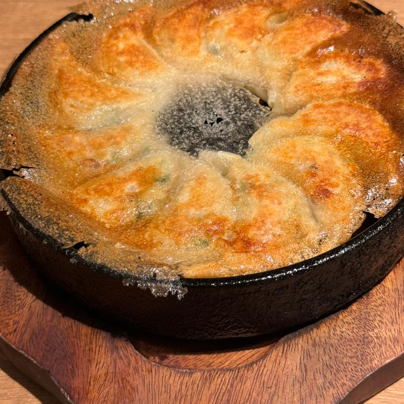 鉄板餃子(屋台屋 博多劇場 八重洲店)