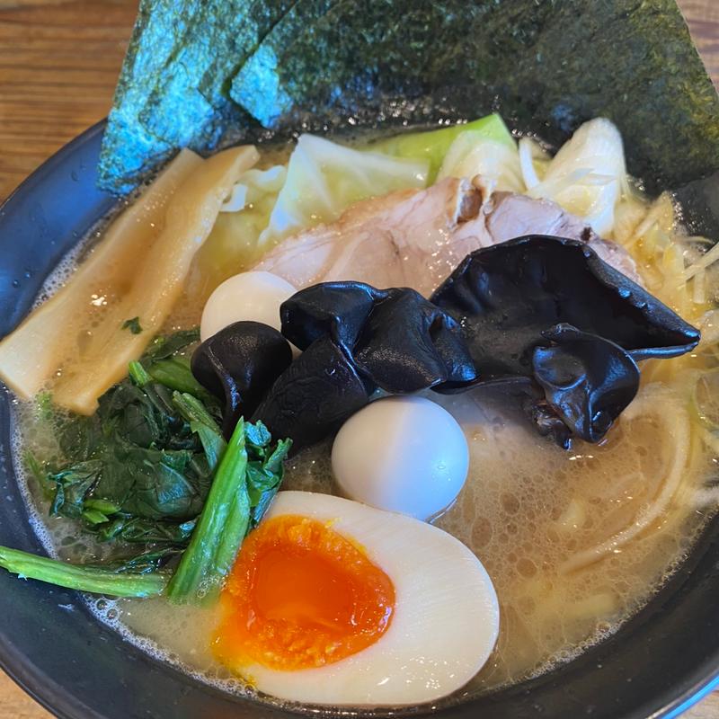 スペシャルラーメン(壱八家 戸塚店)