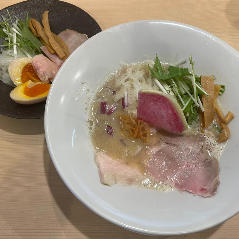 極盛　濃厚鶏白湯そば(尊 栄住吉店)