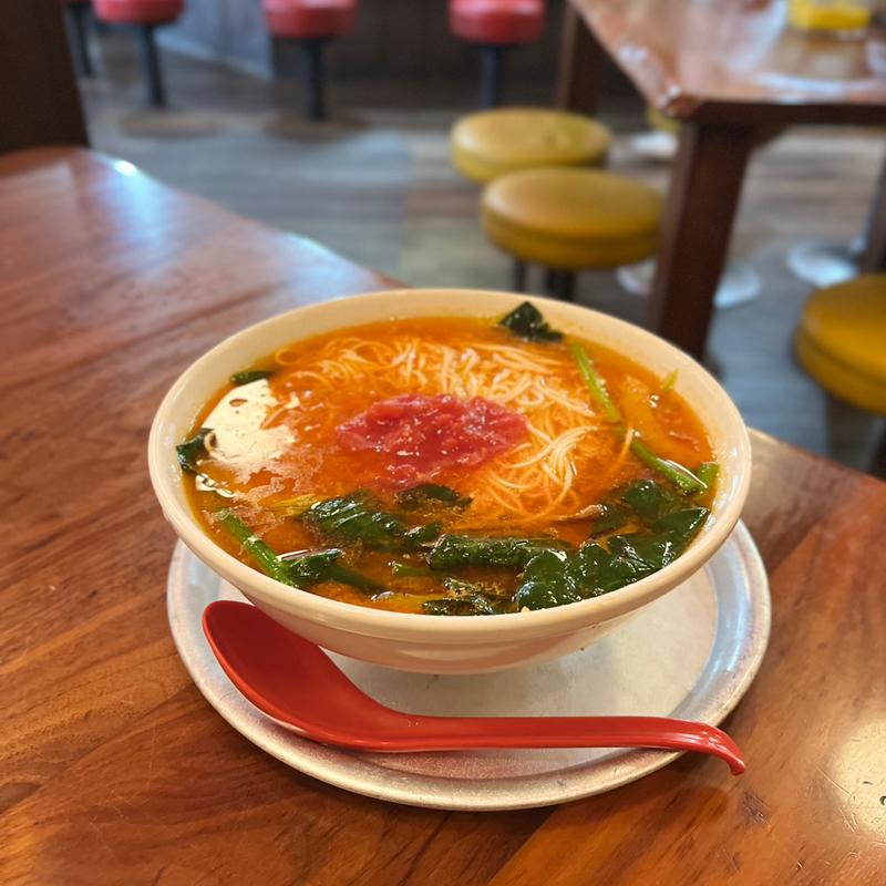 トマトラーメン(神戸ラーメン 第一旭 神戸本店 （だいいちあさひ）)