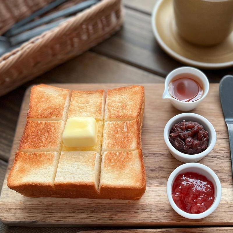 バタートースト(Large Cafe)