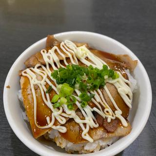 ミニチャーシュー丼(陽花の担々麺)