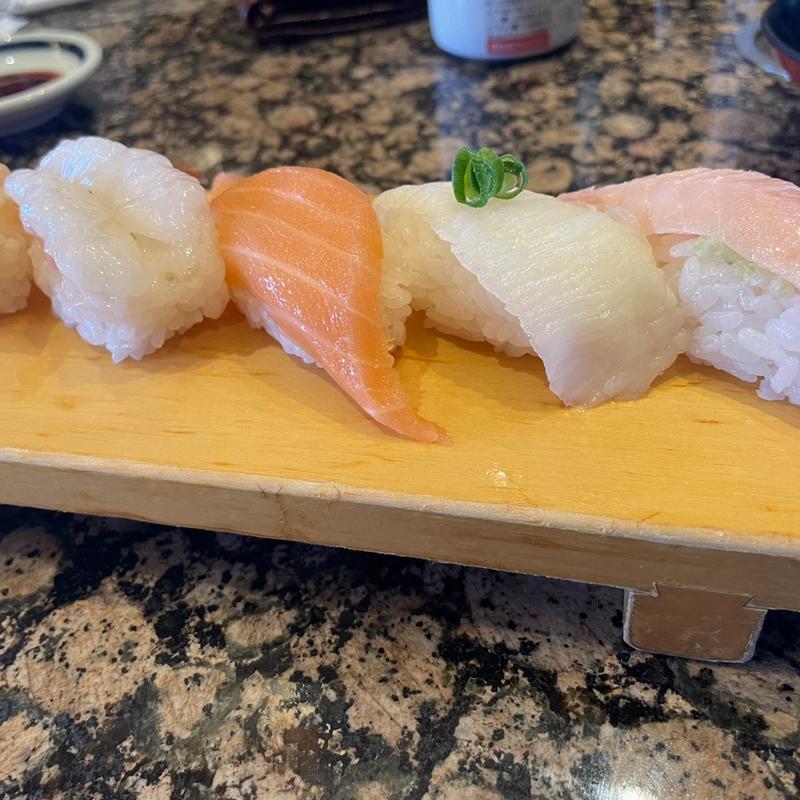 人気者5貫セット(磯のがってん寿司 南越谷店)