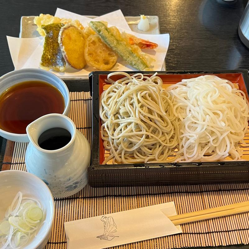 天二色(江戸変わりそば 飯嶋 （いいじま）)